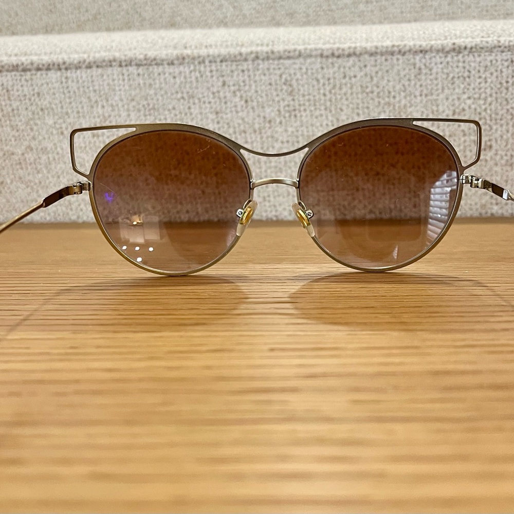 Tory Burch Gold Sunglasses - Picture 3 of 4